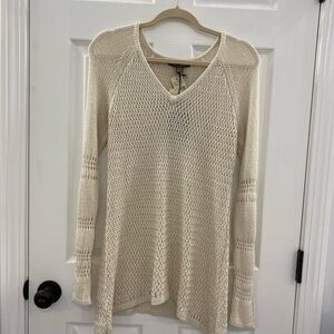 NWT Tommy Bahama Sweetzer Hi-Lo Pullover v-neck Sweater Sz Medium Shimmer Cream